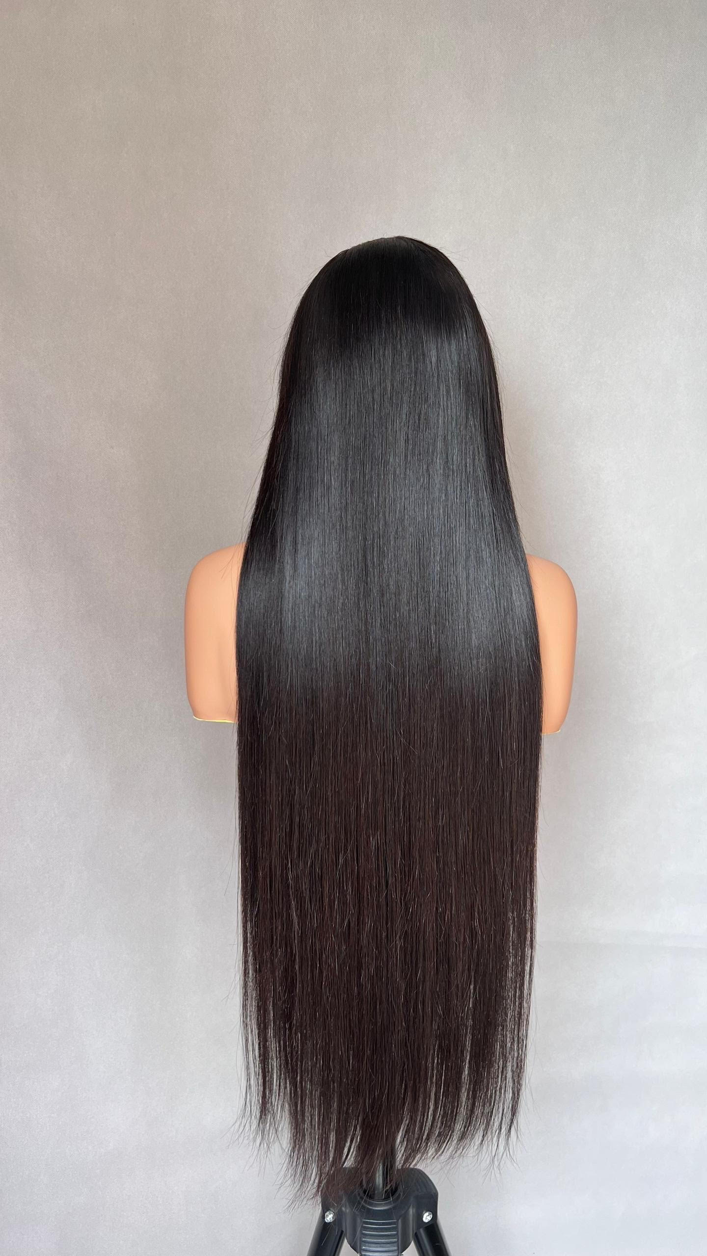 STRAIGHT WIG